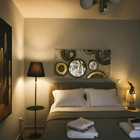 Golden Cactus C19 Apartment